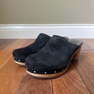 UGG Vintage Women’s Suede Clog Mules Black Wooden Heel Studded Size US 5 EU 36